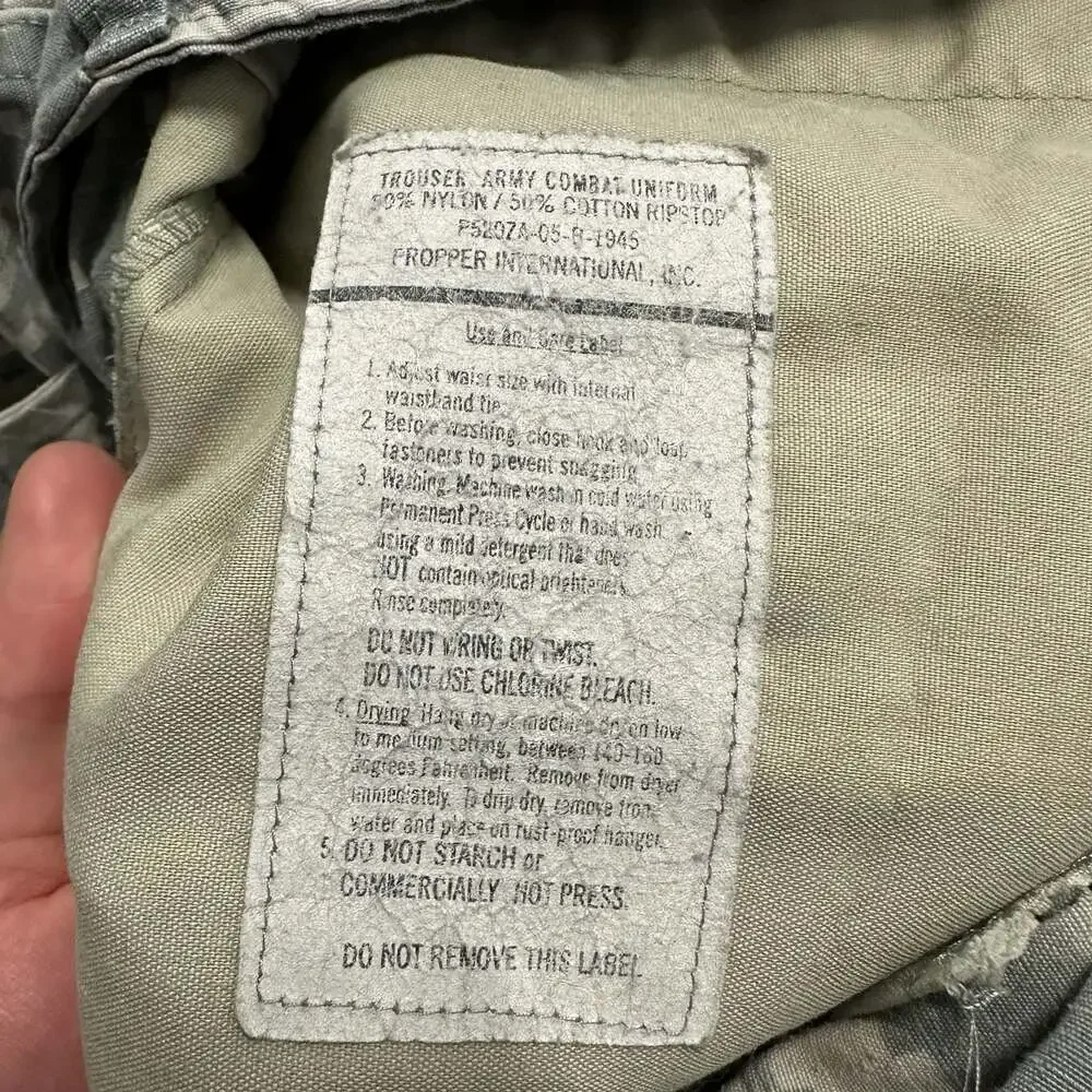 2000s U.S. Army ACU Camo Baggy Cargo Pants Military Trousers